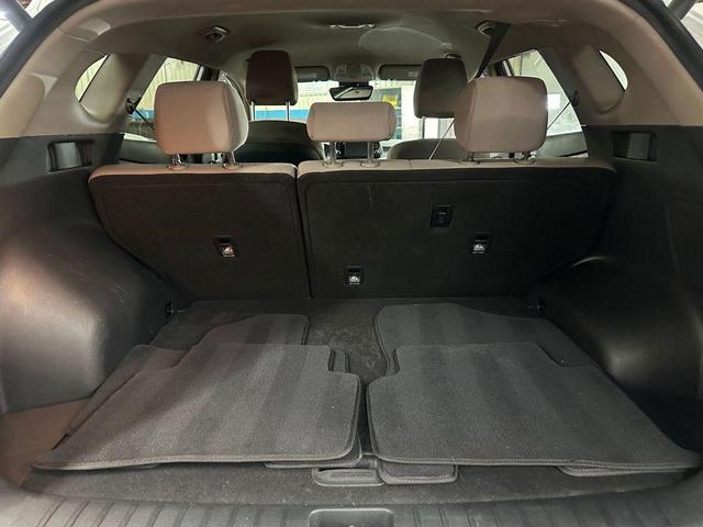 Photo of 2019 Dazzling White Hyundai TUCSON