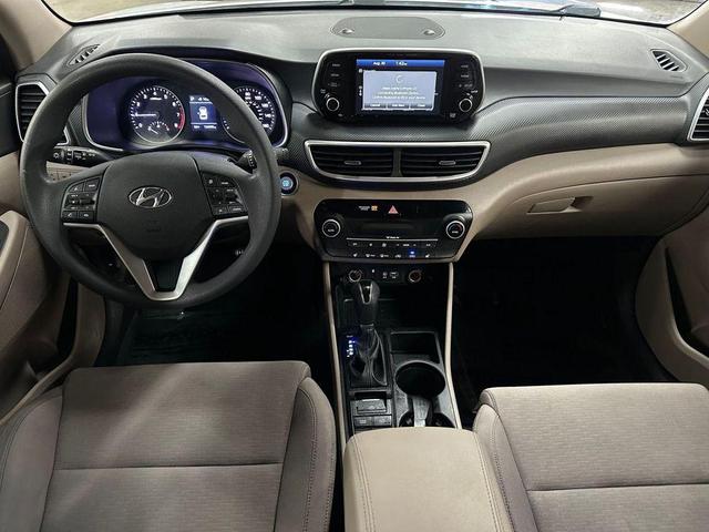 Photo of 2019 Dazzling White Hyundai TUCSON
