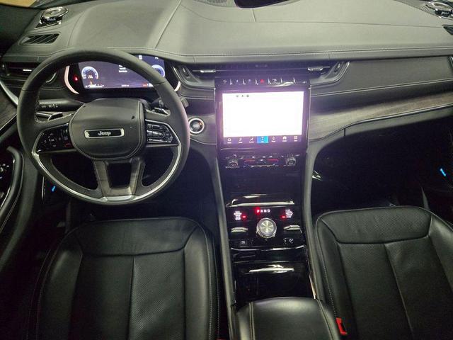 Photo of 2023 Midnight Sky Jeep Grand Cherokee L