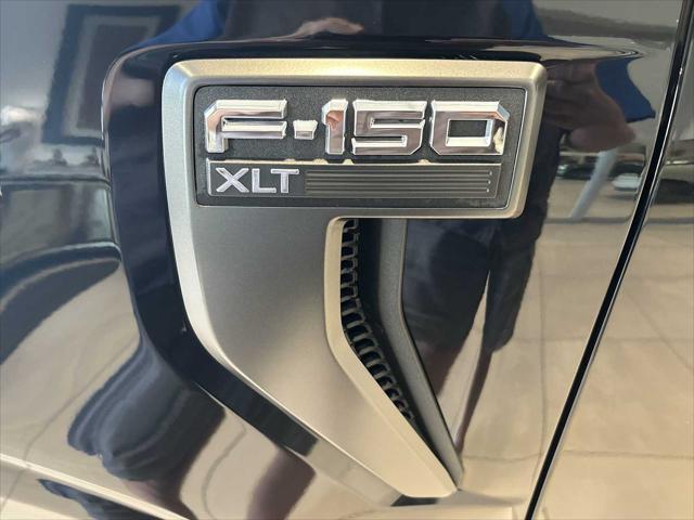 Photo of 2022 Agate Black Metallic Ford F-150