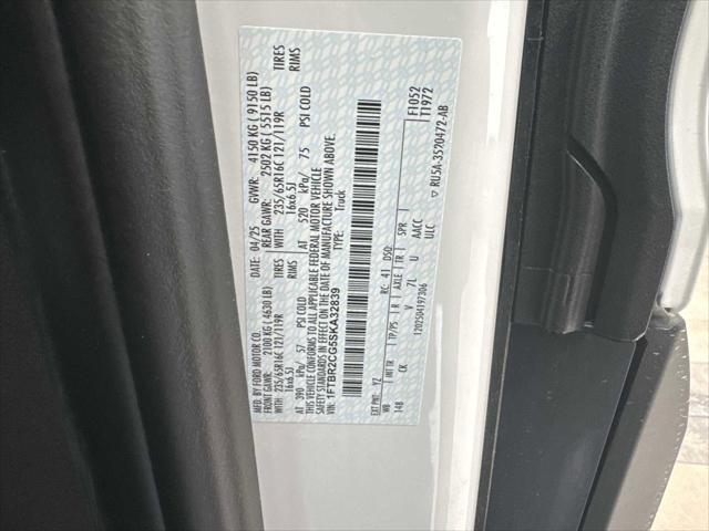 Photo of 2025 Oxford White Ford Transit-250