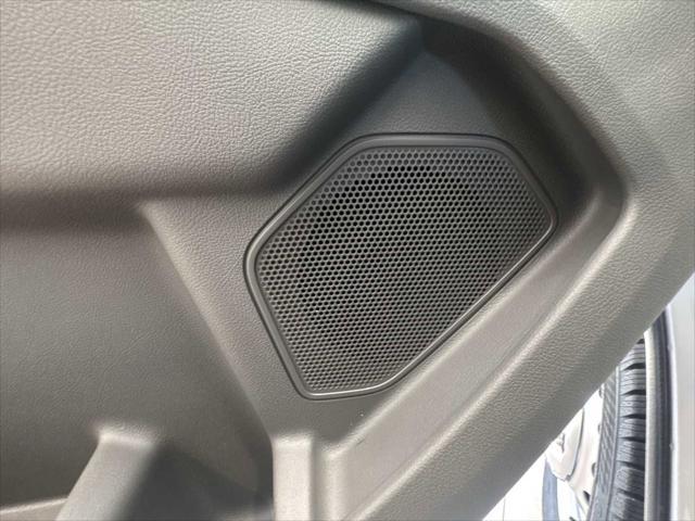 Photo of 2025 Oxford White Ford Transit-250