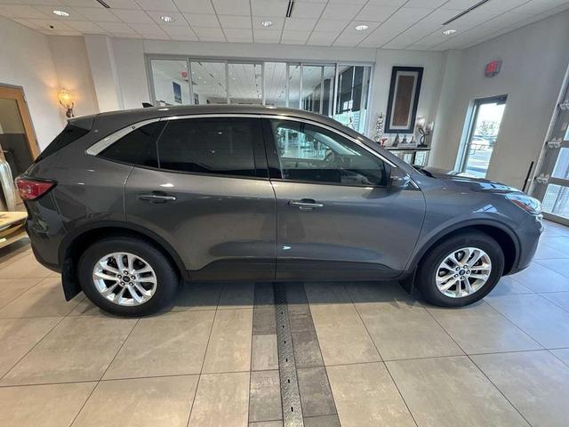 Photo of 2021 Carbonized Gray Metallic Ford Escape