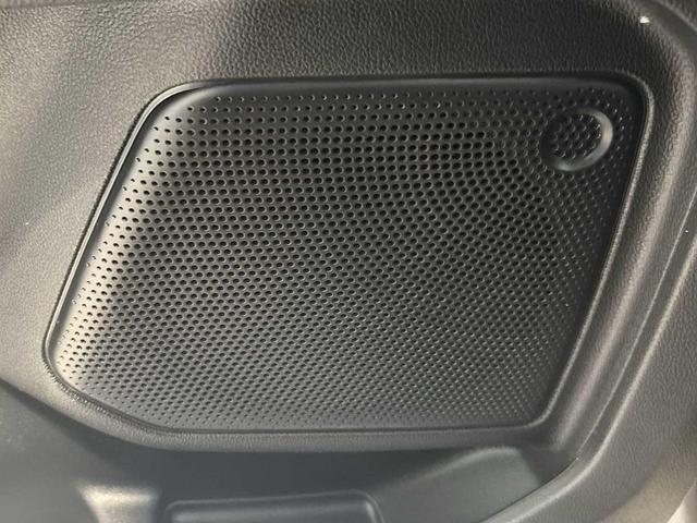 Photo of 2021 Carbonized Gray Metallic Ford Escape