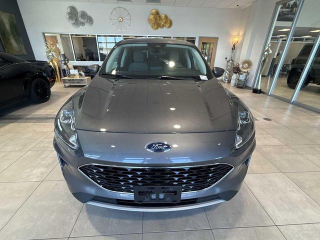 Photo of 2021 Carbonized Gray Metallic Ford Escape