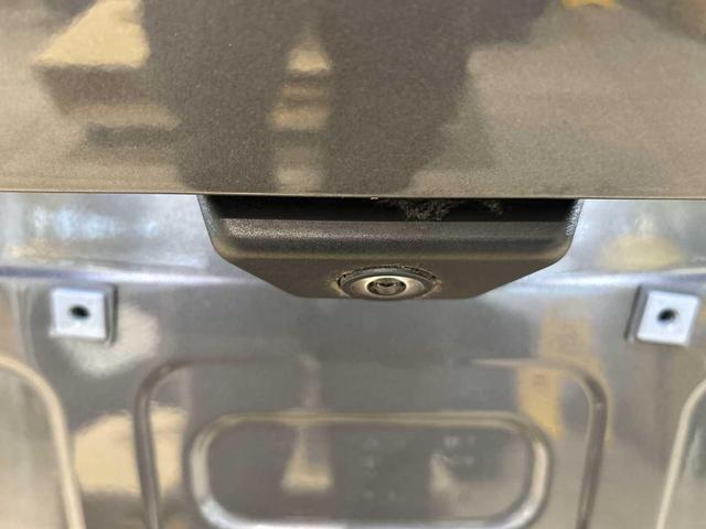 Photo of 2021 Carbonized Gray Metallic Ford Escape