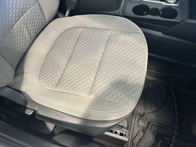 Photo of 2021 Carbonized Gray Metallic Ford Escape