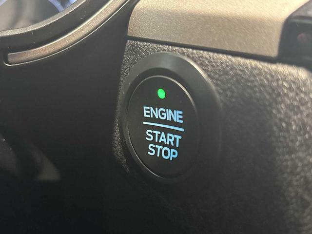Photo of 2021 Carbonized Gray Metallic Ford Escape