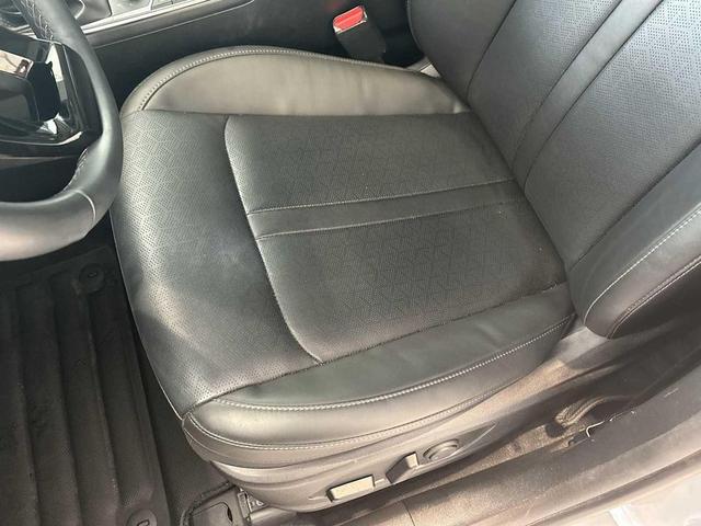 Photo of 2023 Wolf Gray Kia Sorento