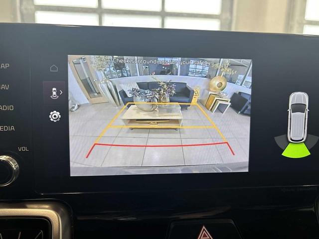 Photo of 2023 Wolf Gray Kia Sorento