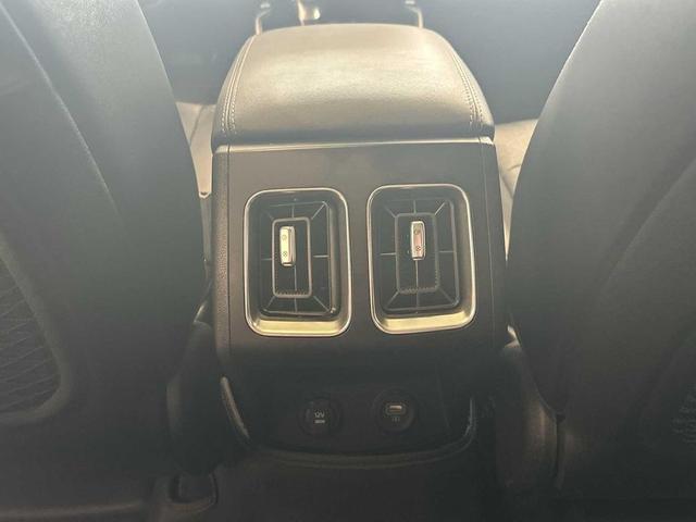 Photo of 2023 Wolf Gray Kia Sorento