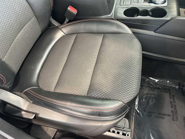 Photo of 2023 Iconic Silver Metallic Ford Escape