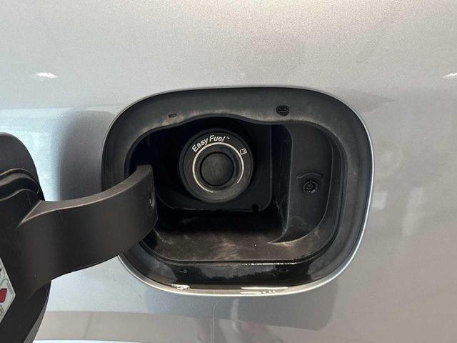 Photo of 2023 Iconic Silver Metallic Ford Escape