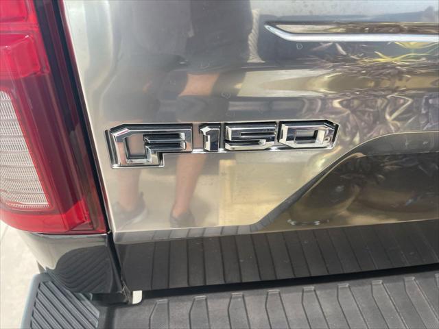 Photo of 2018 Magnetic Metallic Ford F-150