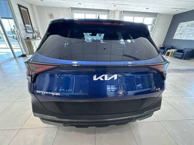 Photo of 2023 Sapphire Blue Kia Sportage