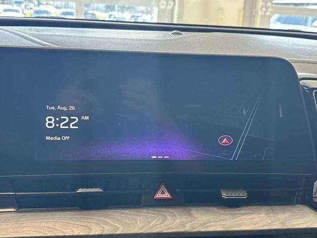 Photo of 2023 Sapphire Blue Kia Sportage