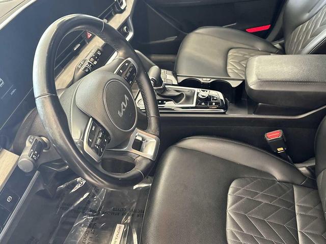 Photo of 2023 Sapphire Blue Kia Sportage