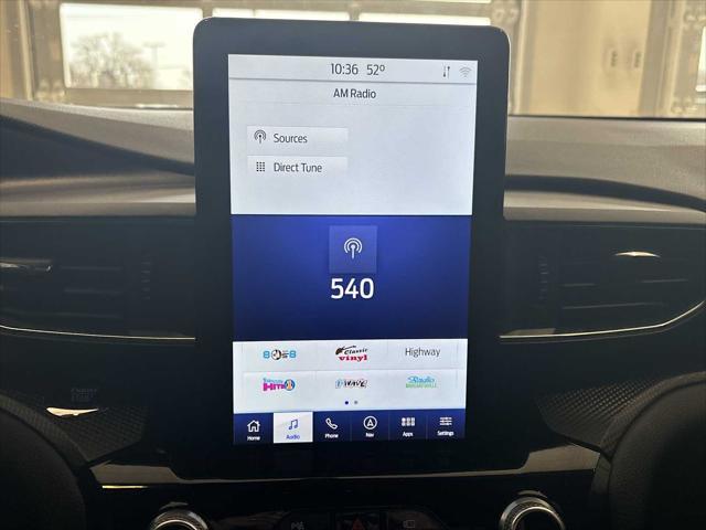 Photo of 2023 blue Ford Explorer