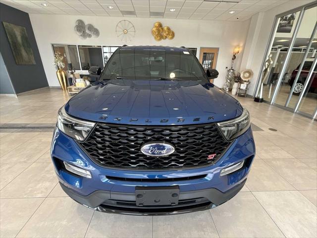 Photo of 2023 blue Ford Explorer