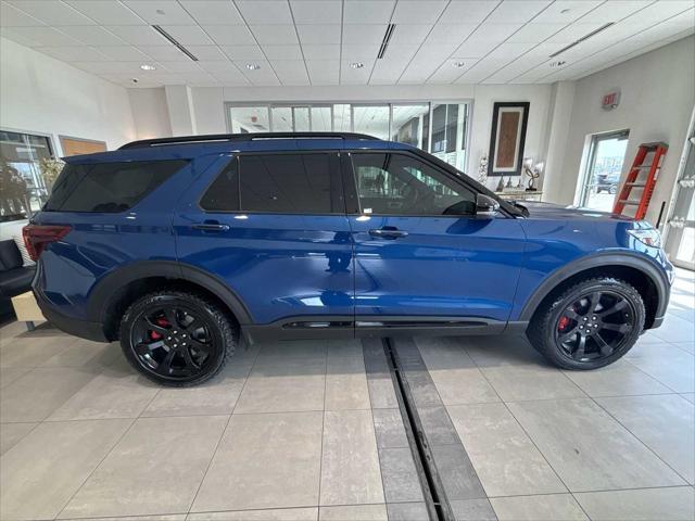 Photo of 2023 blue Ford Explorer