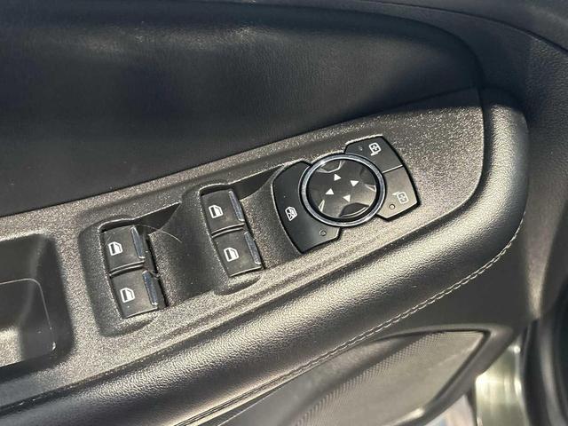 Photo of 2024 Forged Green Metallic Ford Edge