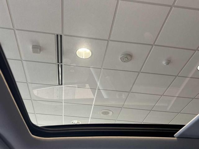 Photo of 2024 Forged Green Metallic Ford Edge