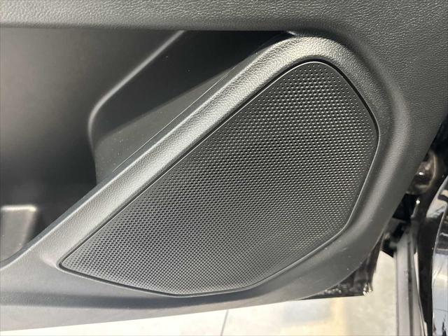 Photo of 2023 Agate Black Metallic Ford Explorer