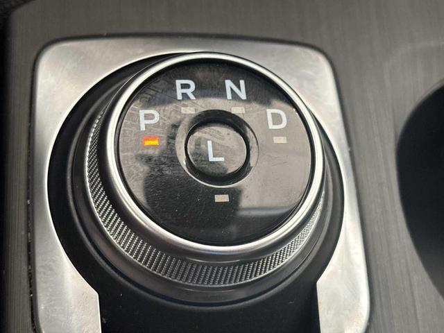 Photo of 2022 Agate Black Metallic Ford Escape