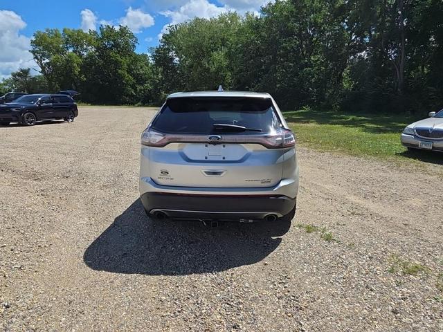 Photo of 2018 Ingot Silver Ford Edge