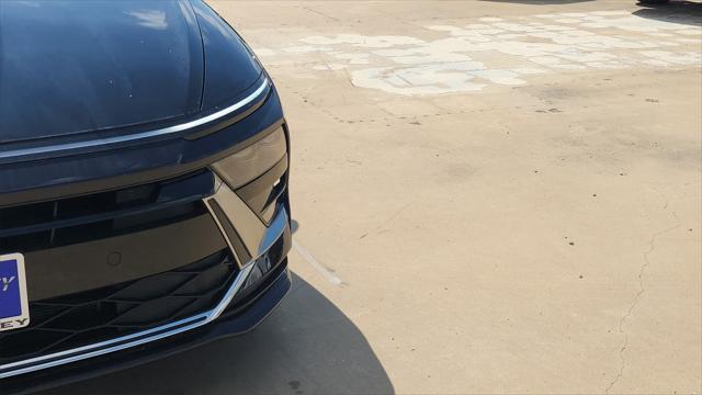 Photo of 2025 Carbon Blue Hyundai SONATA Hybrid