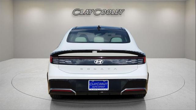 Photo of 2025 Serenity White Hyundai SONATA