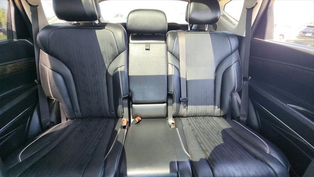 Photo of 2023 Cardiff Green Genesis GV80