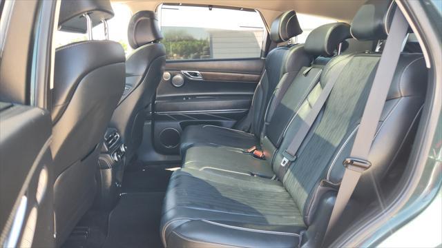 Photo of 2023 Cardiff Green Genesis GV80