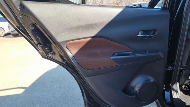 Photo of 2024 Super Black Nissan Kicks