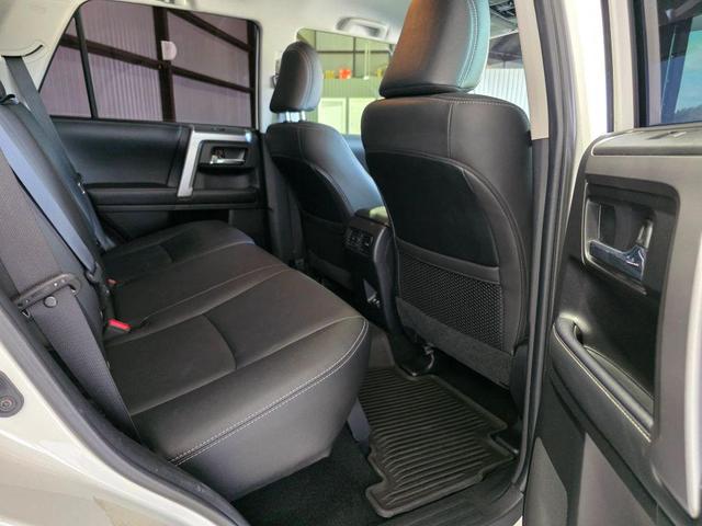 Photo of 2022 White Toyota 4Runner