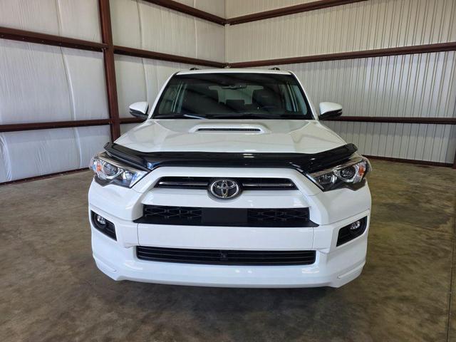 Photo of 2022 White Toyota 4Runner