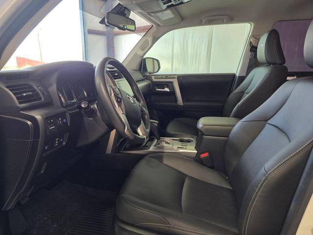 Photo of 2022 White Toyota 4Runner