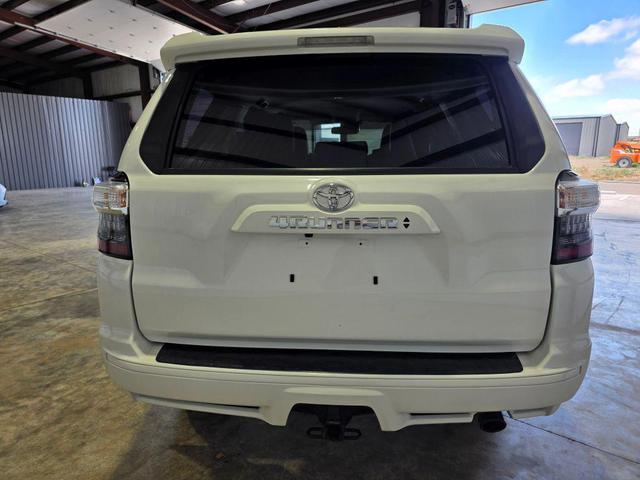 Photo of 2022 White Toyota 4Runner