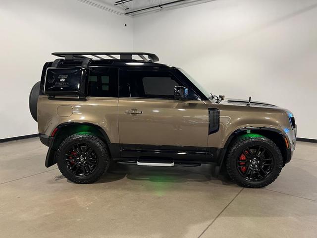 Photo of 2023 UP Land Rover Defender
