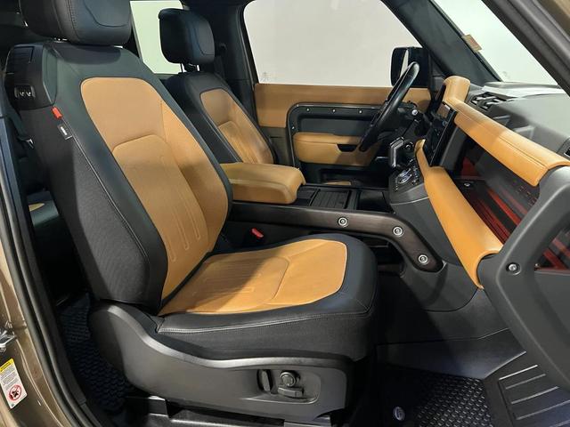 Photo of 2023 UP Land Rover Defender
