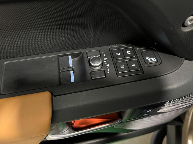 Photo of 2023 UP Land Rover Defender