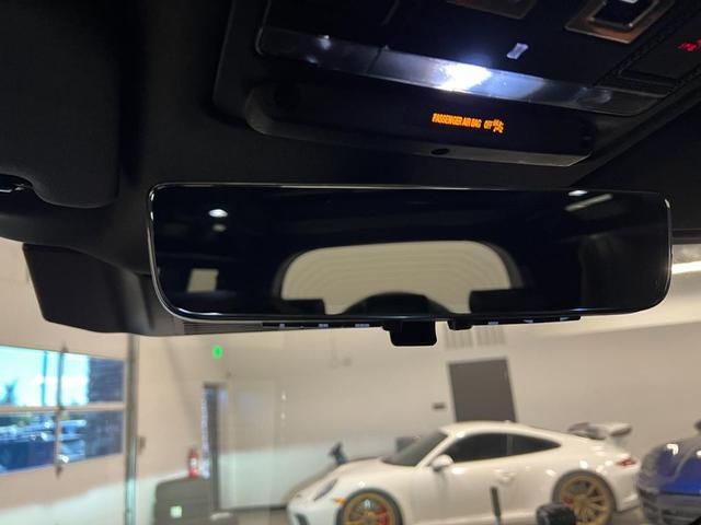 Photo of 2023 UP Land Rover Defender