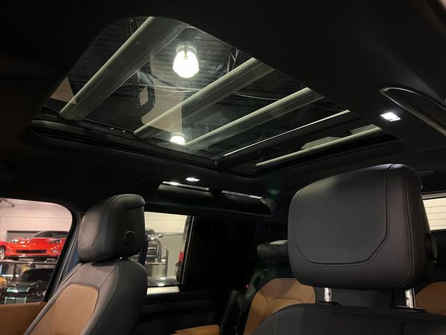 Photo of 2023 UP Land Rover Defender