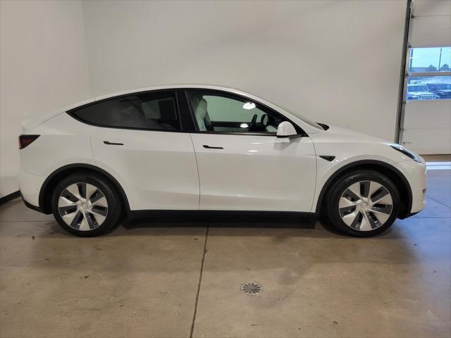 Photo of 2021 Pearl White Multi-Coat Tesla Model Y