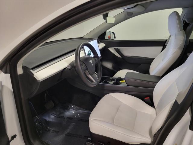 Photo of 2021 Pearl White Multi-Coat Tesla Model Y