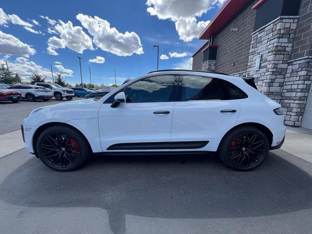 Photo of 2024 WHITE Porsche Macan