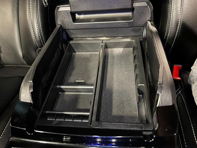 Photo of 2021 Antimatter Blue Metallic Ford F-250