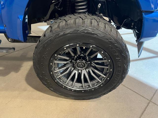Photo of 2021 Antimatter Blue Metallic Ford F-250