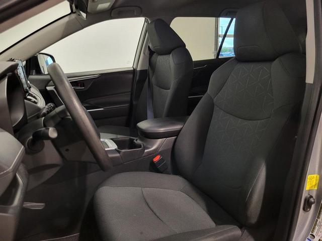 Photo of 2022 Silver Sky Metallic Toyota RAV4