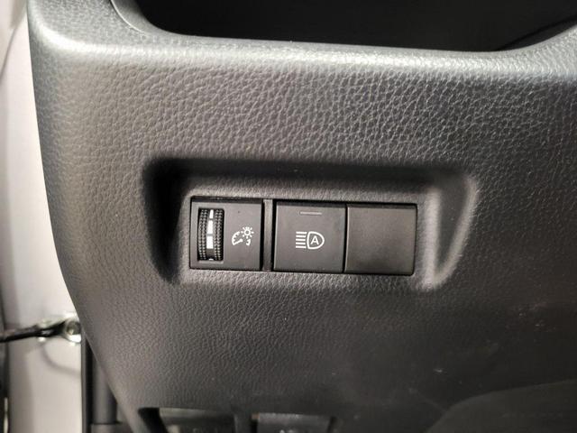 Photo of 2022 Silver Sky Metallic Toyota RAV4